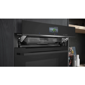 Siemens CS736G1B1 iQ700 Built In Compact Hydrolytic Oven with Steam Function in Black
