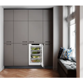 Liebherr SIBa20i 3950 Full-space BioFresh refrigerator for integrated
