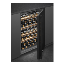 Smeg CVI638RN3 Freestanding Wine Cooler