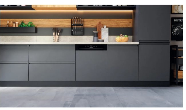 Hotpoint Black Semi Integrated Full Size Dishwasher