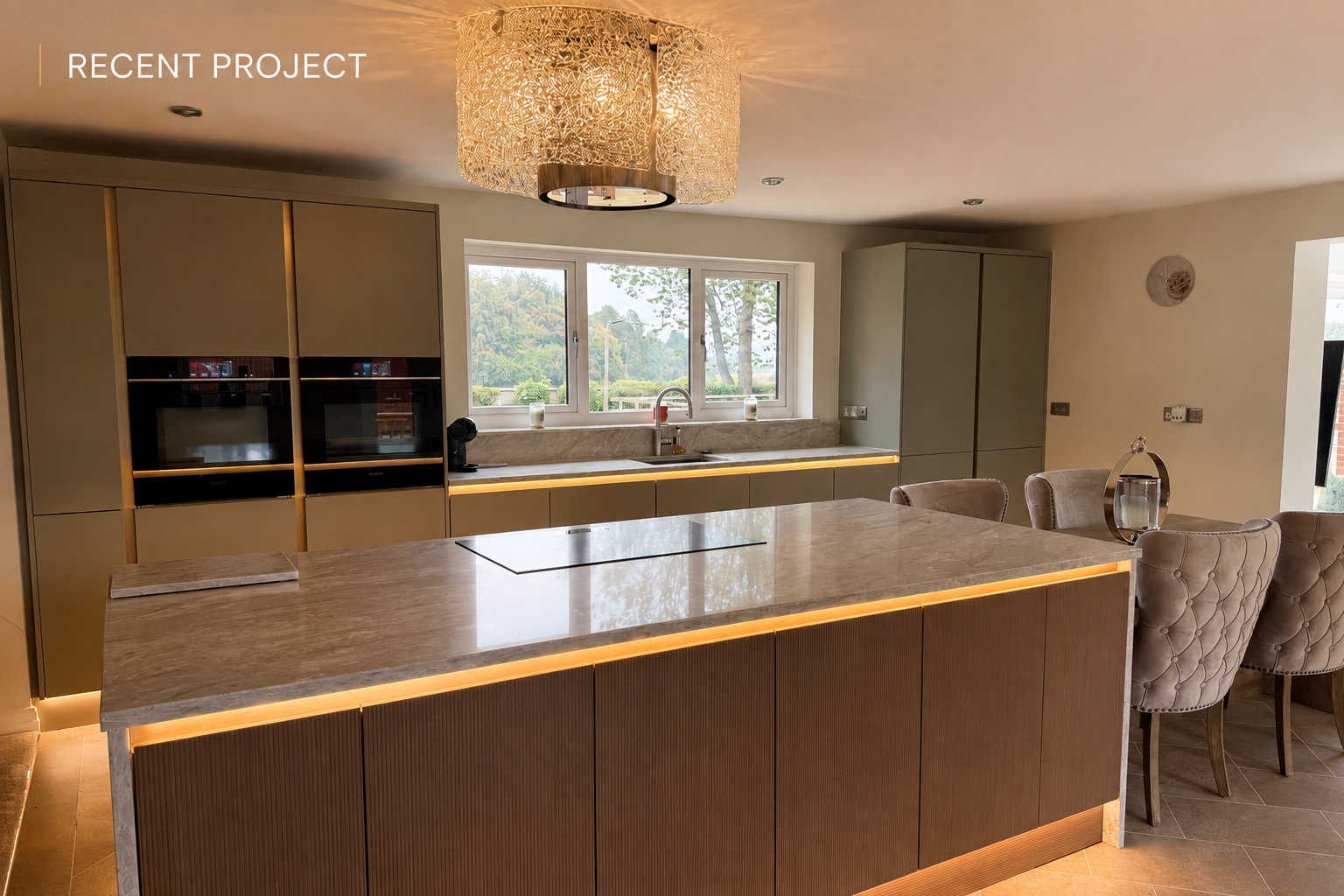 Bespoke Fitted Kitchens: Creating a Seamless Open-Plan Living Space